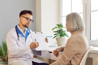 Invalidní důchod často nevyjde ani těm, kteří s ním počítají. Nejčastěji narazí na dvě překážky